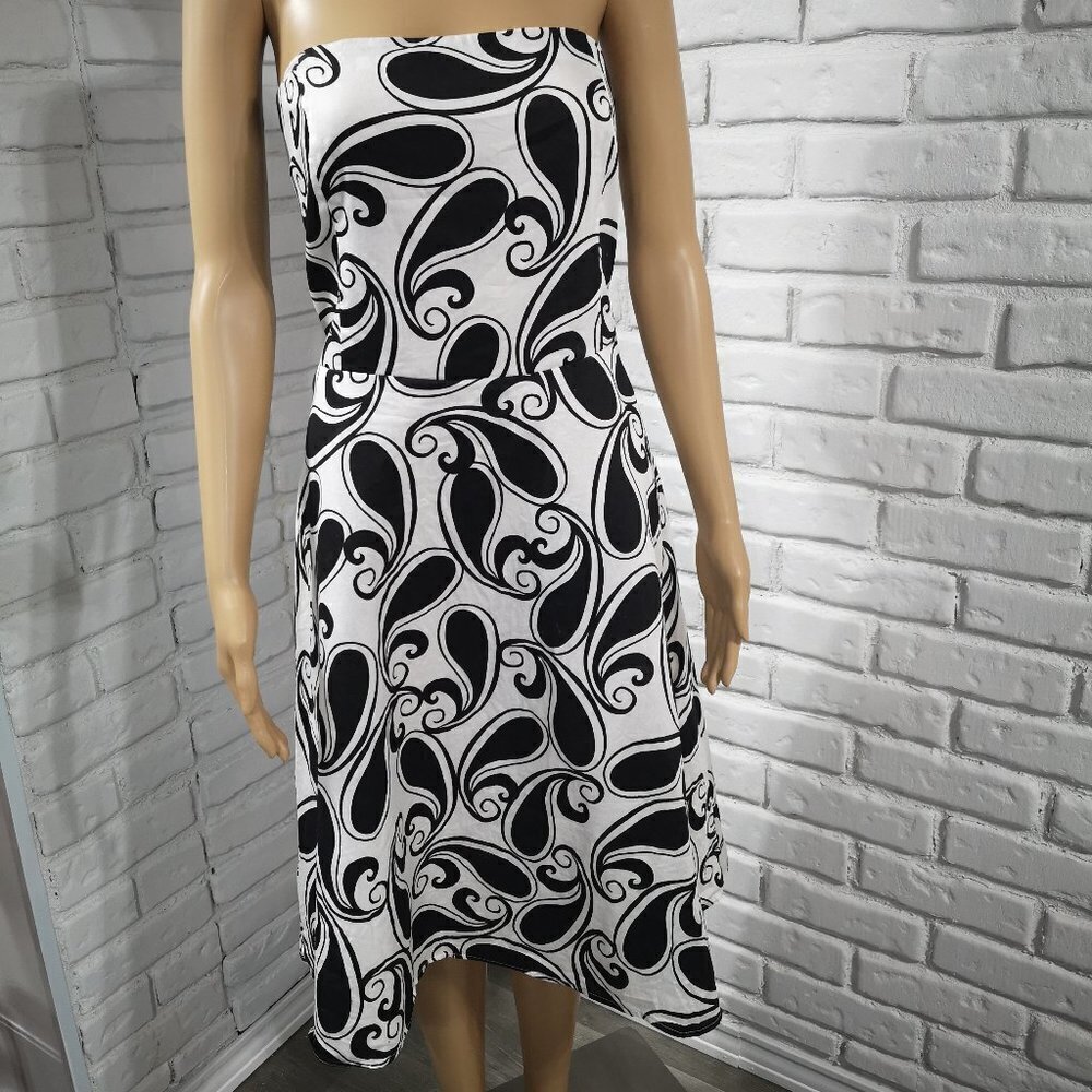 Ricki's Ladies Black & White Fully Lined Size 8 Sleeveless Dress
